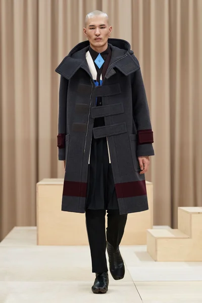 Look 25